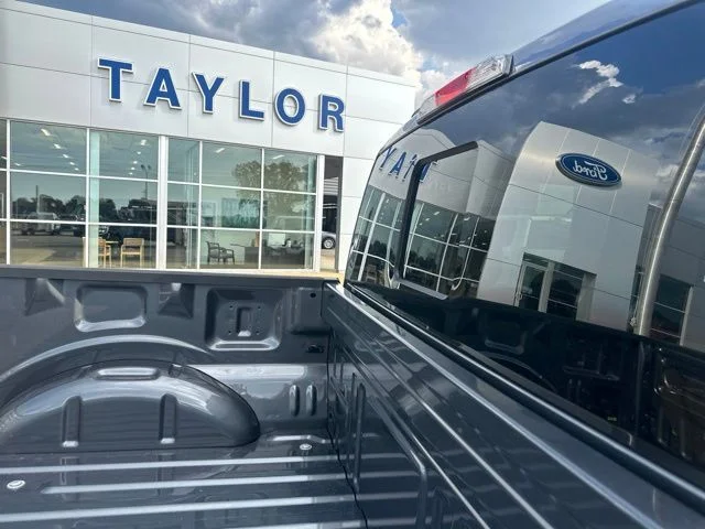 New 2026 Carbonized Gray Metallic Ford XLT image 13