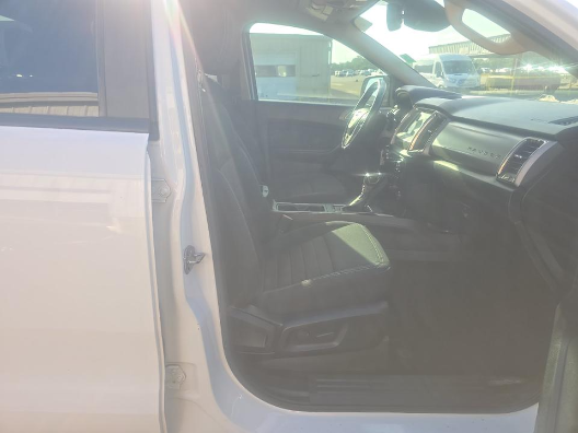 Used 2019 White Ford XLT image 6