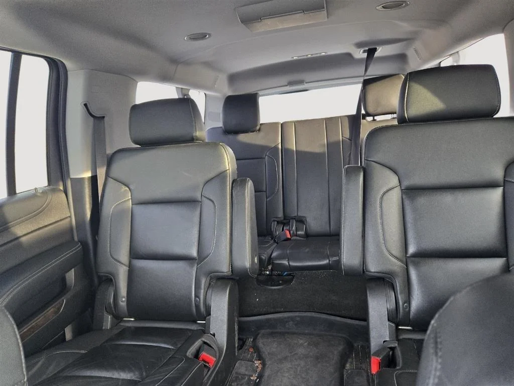 Used 2018 Summit White Chevrolet LT image 2