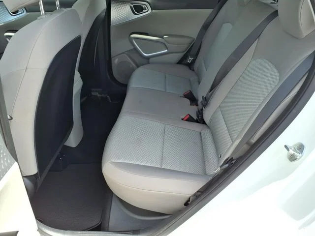 Used 2022 White Kia LX image 17