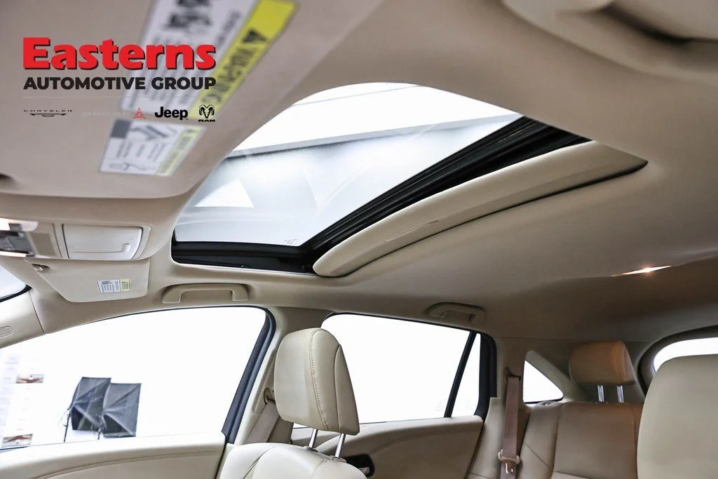 Used 2017 White Acura Base image 35