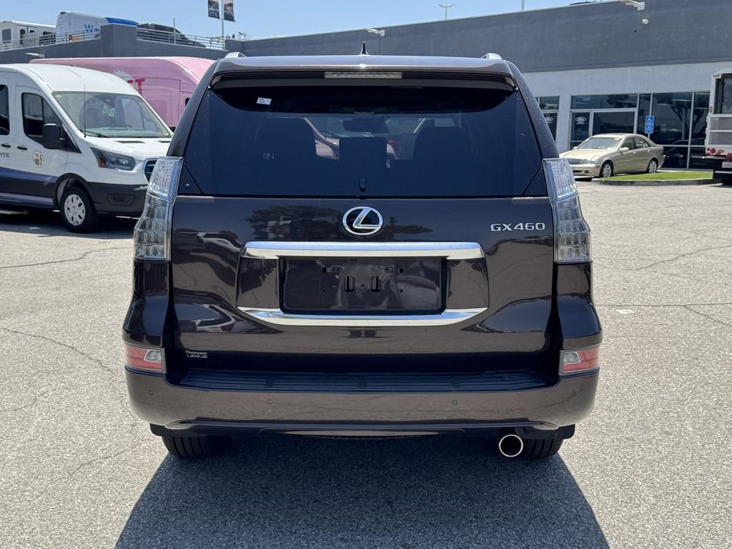 Used 2020 Pearl Lexus 460 image 5