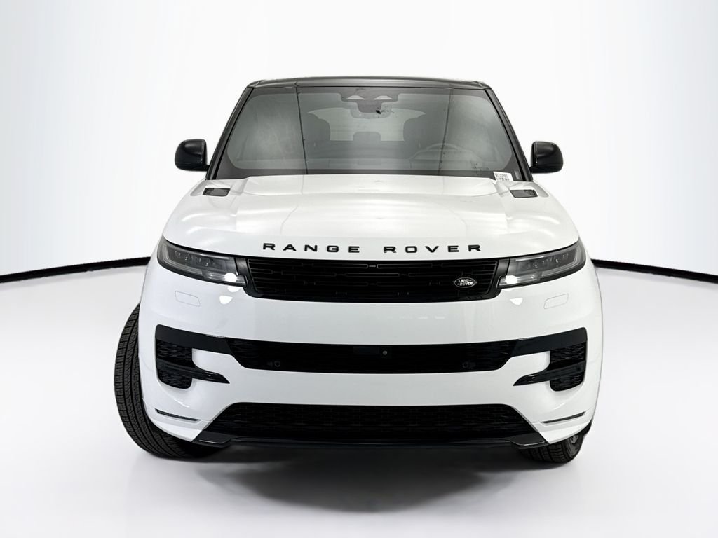 Certified Used 2025 Fuji White Land Rover Dynamic SE image 2
