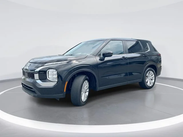 Used 2025 Black Mitsubishi ES image 1