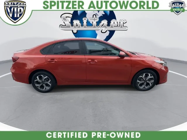 Used 2023 Red Kia LXS image 16