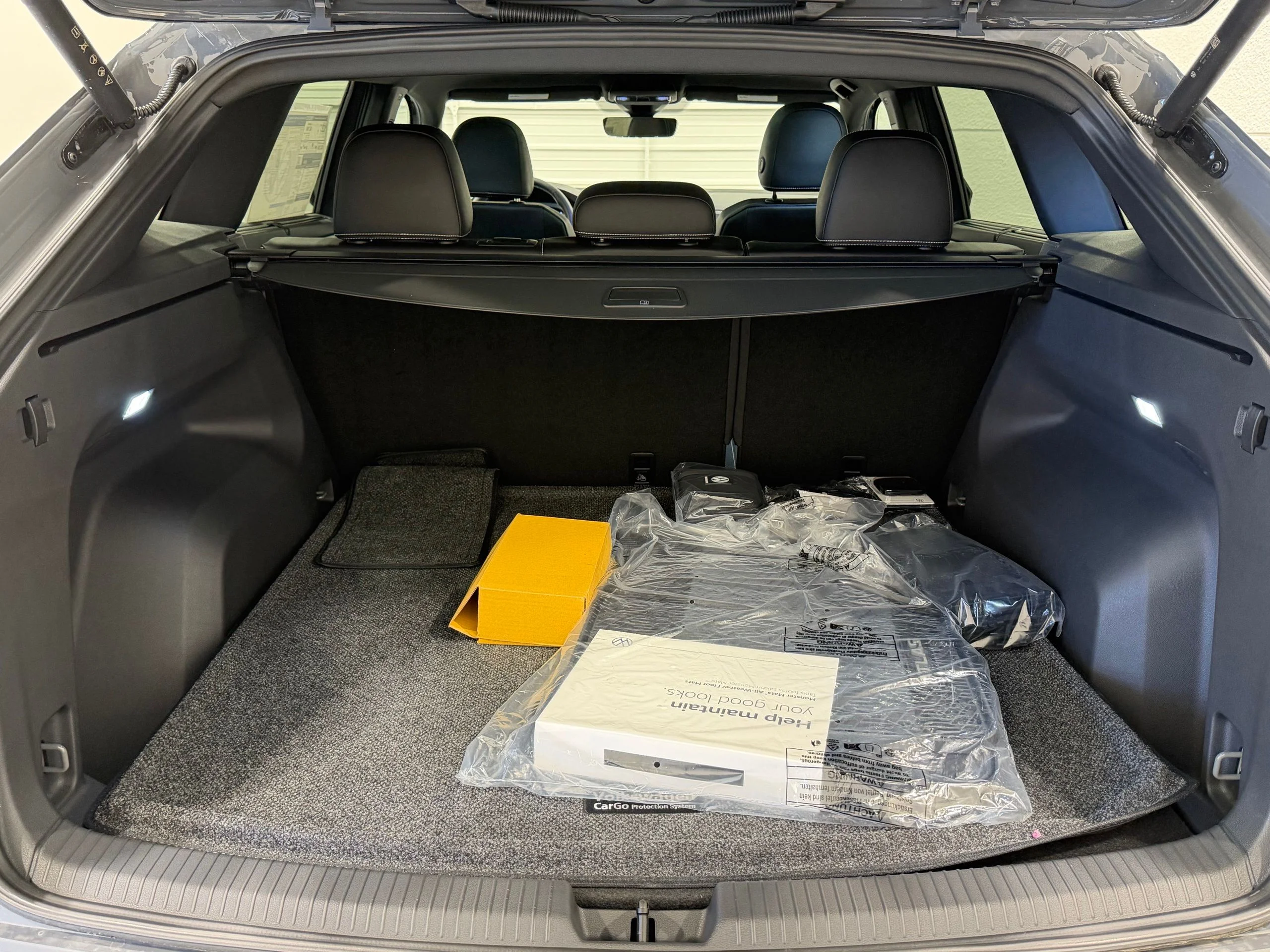 New 2026 Gray Volkswagen 2.0T SE w/Technology image 22