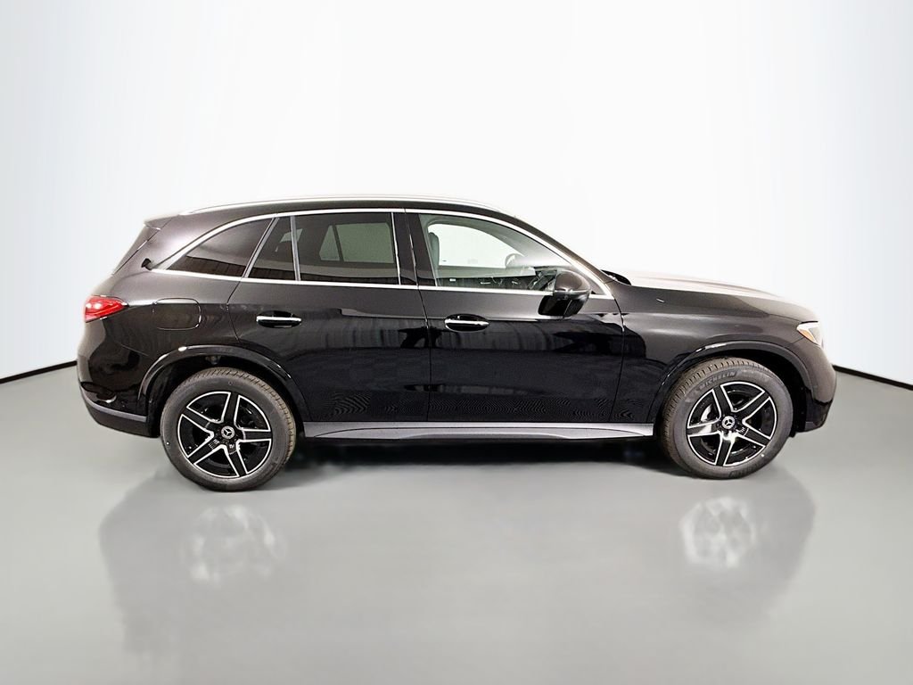 New 2026 Black Mercedes-Benz GLC 300 image 8