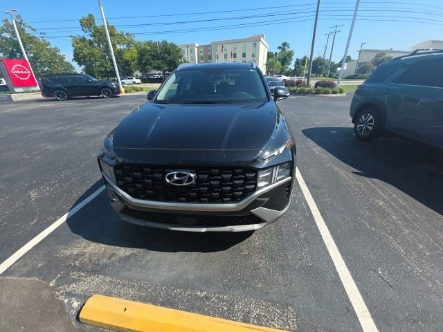 Used 2023 Black Hyundai SEL image 2