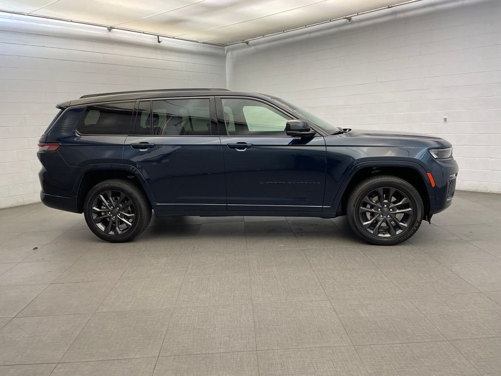 New 2026 Fathom Blue Pearl-Coat Exterior Paint Jeep Limited Reserve image 2