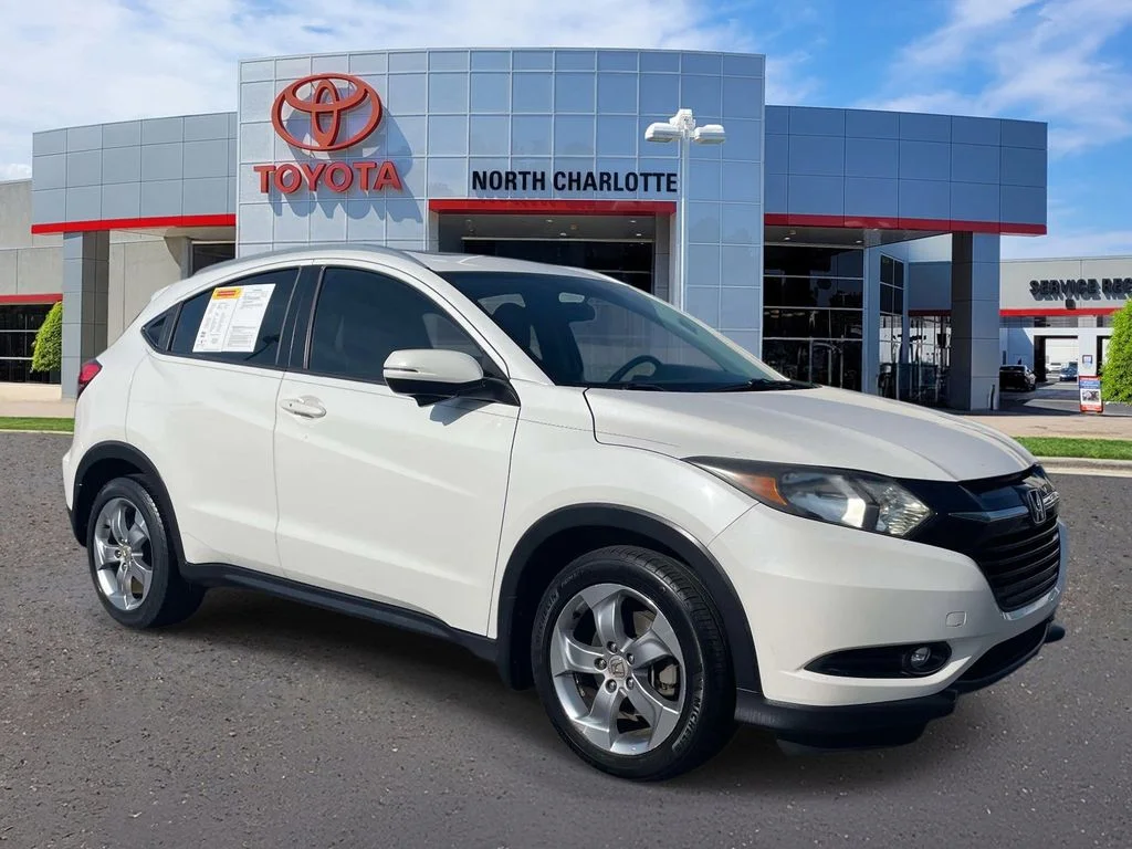 2017 Honda HR-V EX-L Navi CVT's photo