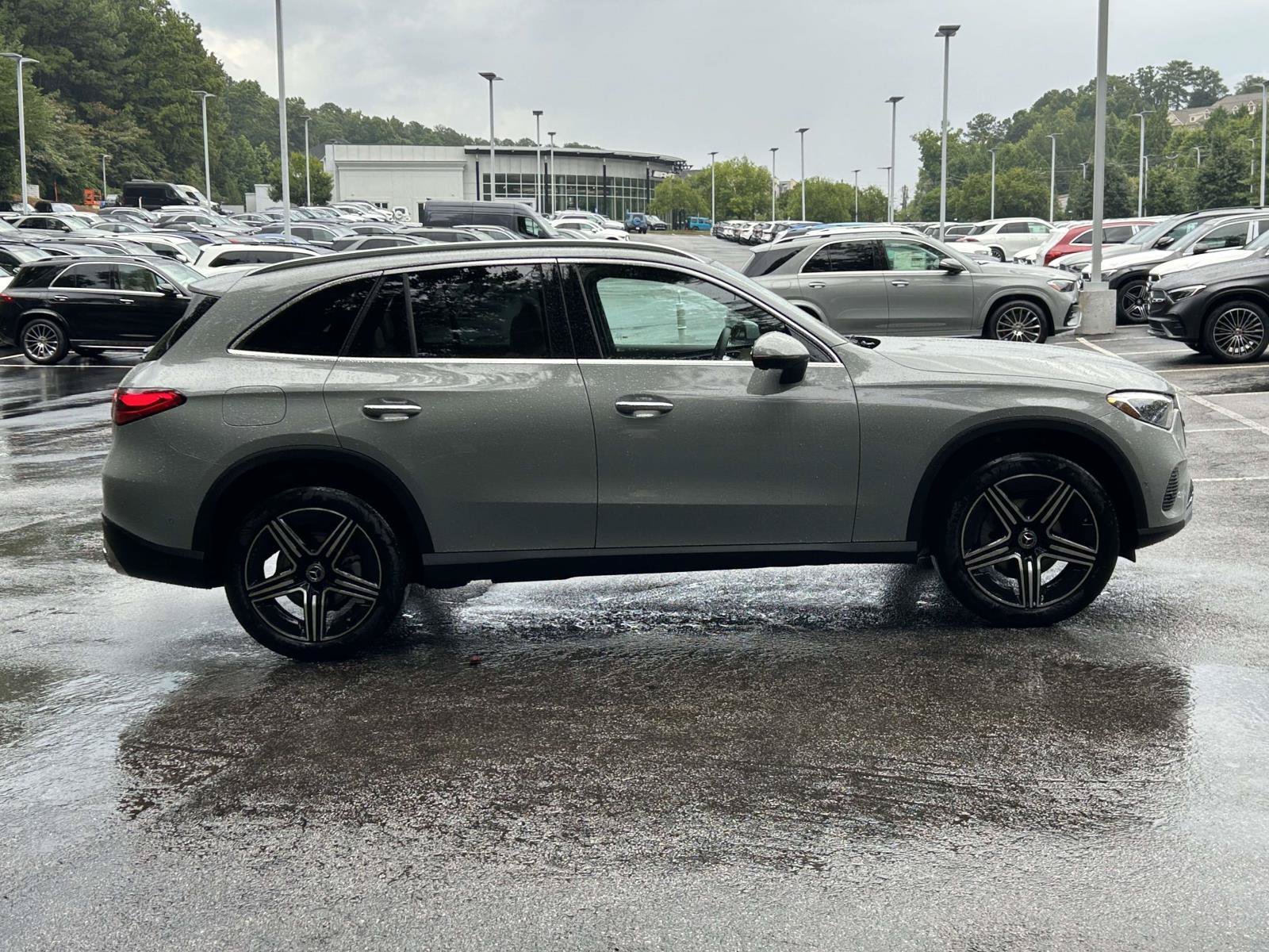 New 2027 MANUFAKTUR Alpine Grey Mercedes-Benz GLC 300 SUV image 5