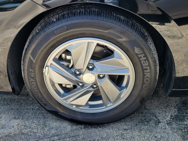 2026 Hyundai Elantra SE - Photo 25