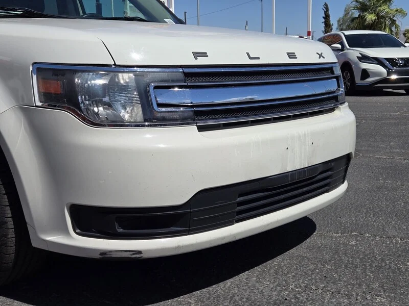 Used 2014 WHITE SUEDE Ford SE image 5