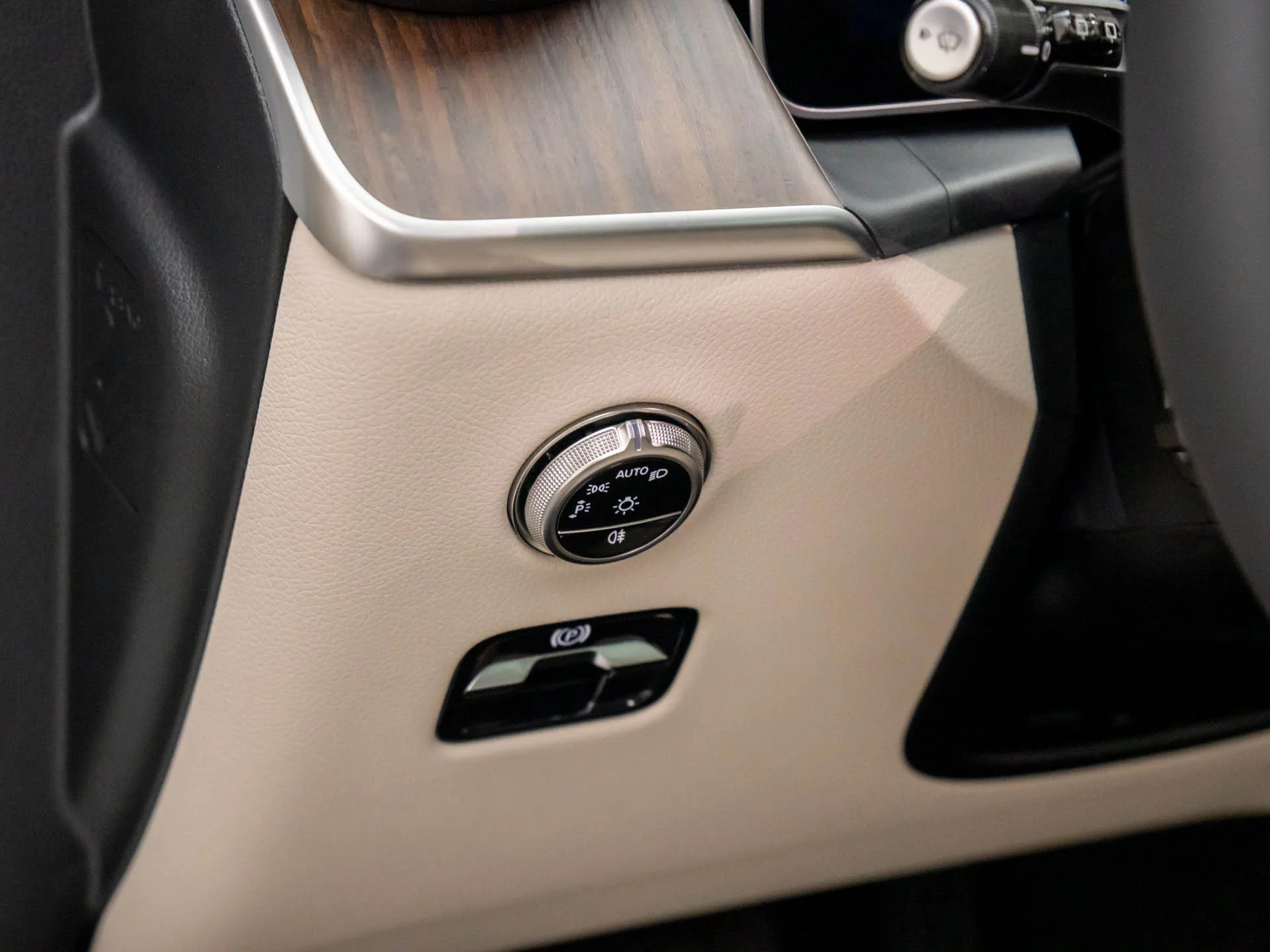 2026 Mercedes-Benz GLC Base - Photo 18