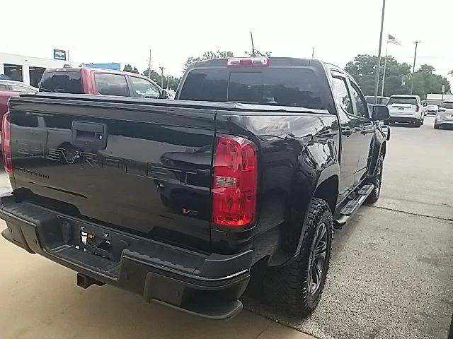 Used 2022 Black Chevrolet Z71 image 24