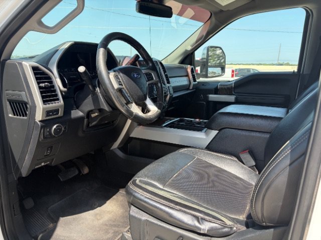 Used 2019 White Ford LARIAT image 12
