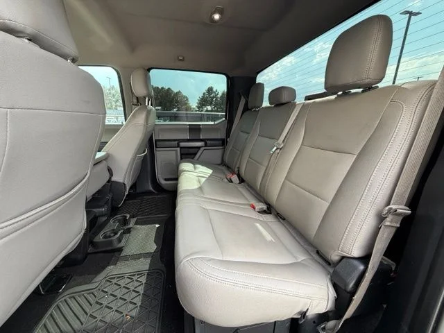 Used 2019 White Ford XLT image 17