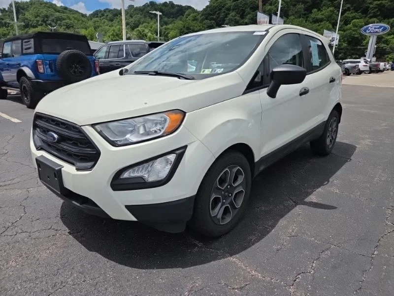 Used 2020 White Ford S image 3