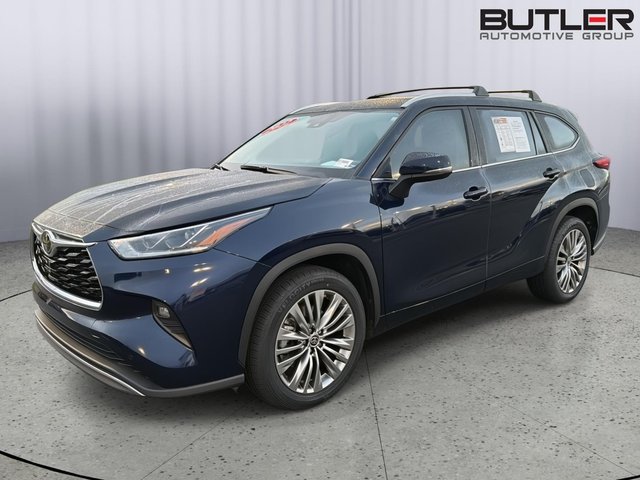2022 Toyota Highlander Platinum