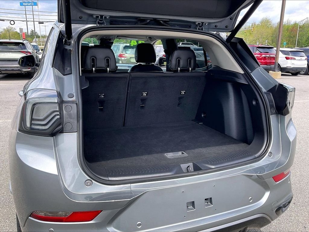 Used 2024 Silver Buick Avenir image 35