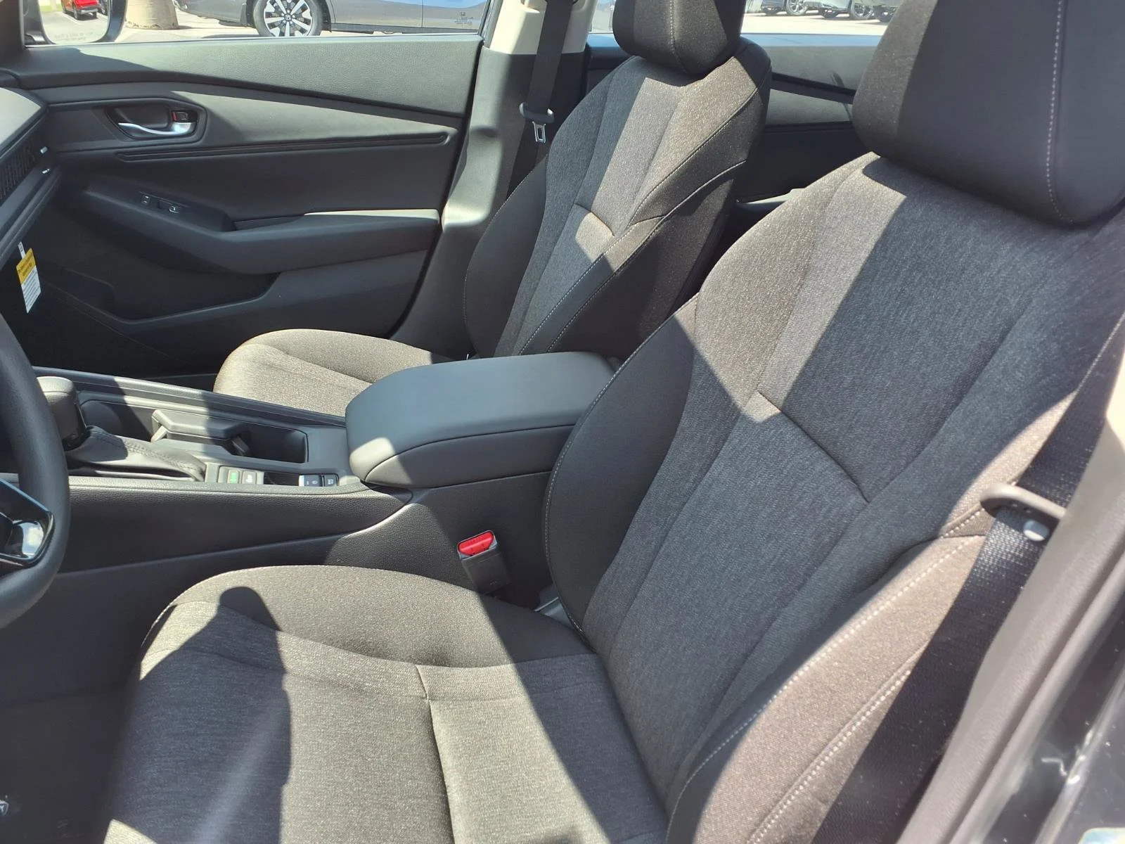 New 2026 Meteorite Gray Metallic Honda SE image 5