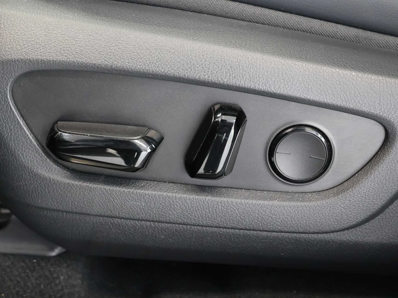 Used 2023 Caviar Lexus F SPORT Performance image 13