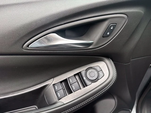 Used 2025 Gray Buick Preferred image 10