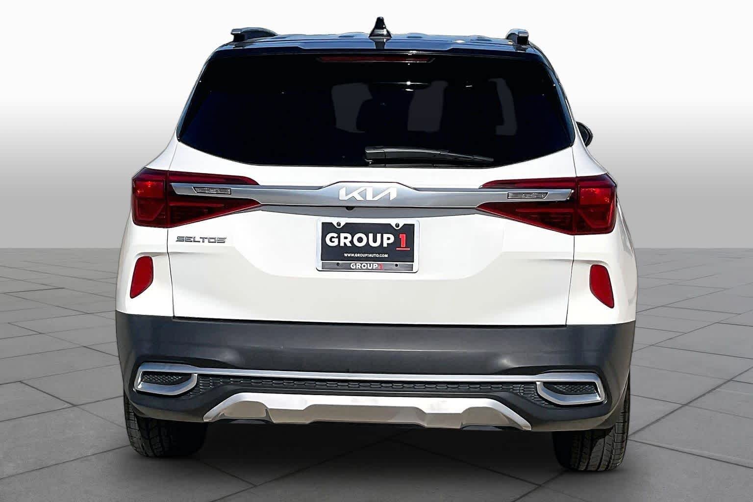 Pre-Owned 2022 Kia Seltos S