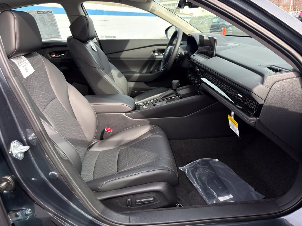 New 2026 Meteorite Gray Metallic Honda EX-L image 24