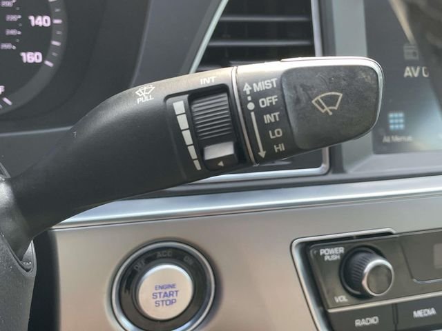 Used 2017 Silver Hyundai Sport image 26