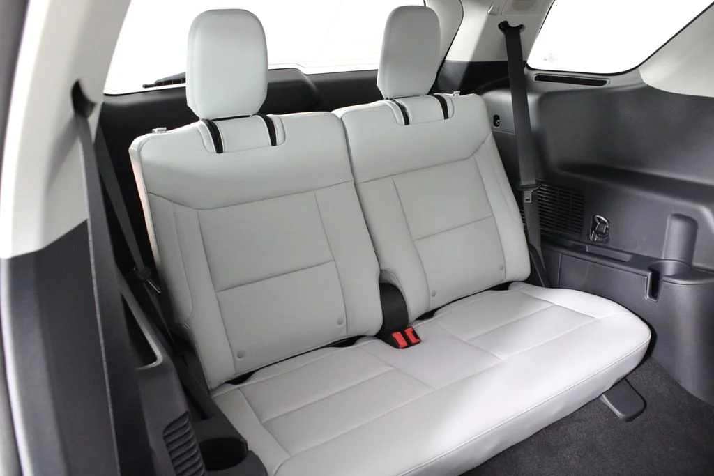 New 2026 White Ford Platinum image 16