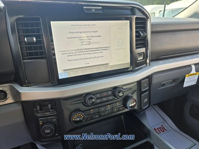 New 2026 Oxford White Ford F-350® XLT image 30