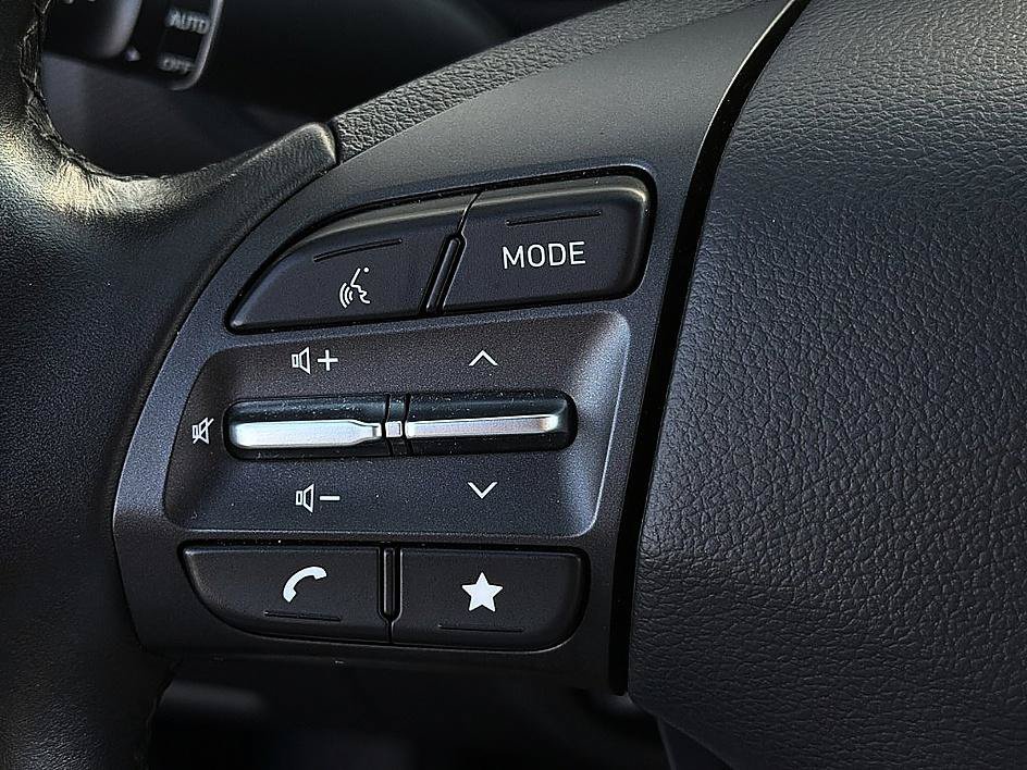 Used 2023 Ecotronic Gray Hyundai Limited image 18
