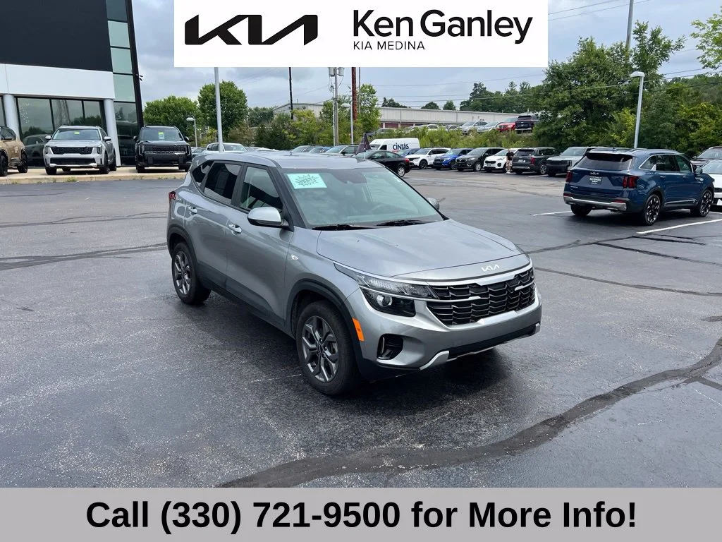 Certified Used 2024 Gray Kia LX image 7