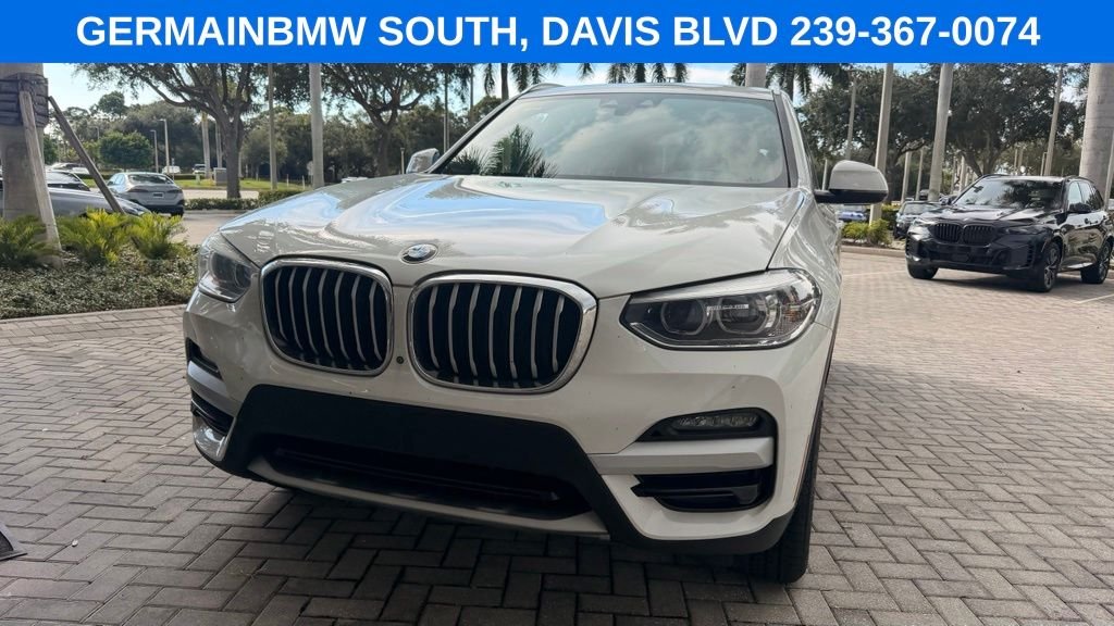 Used 2021 Alpine White BMW sDrive30i image 3
