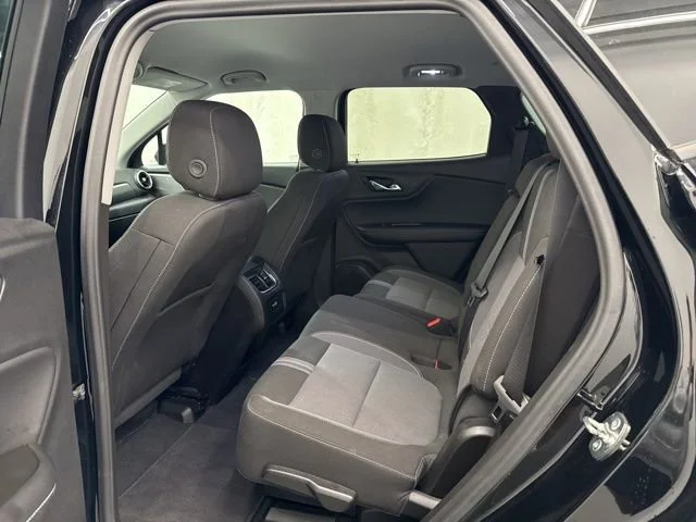 Used 2025 Black Chevrolet 2LT image 18