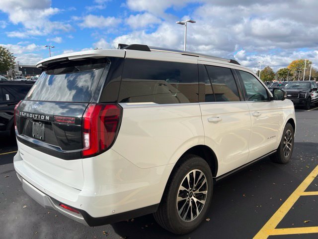 Used 2025 Ford Expedition Platinum with VIN 1FMJU1M86SEA23587 for sale in Apple Valley, Minnesota