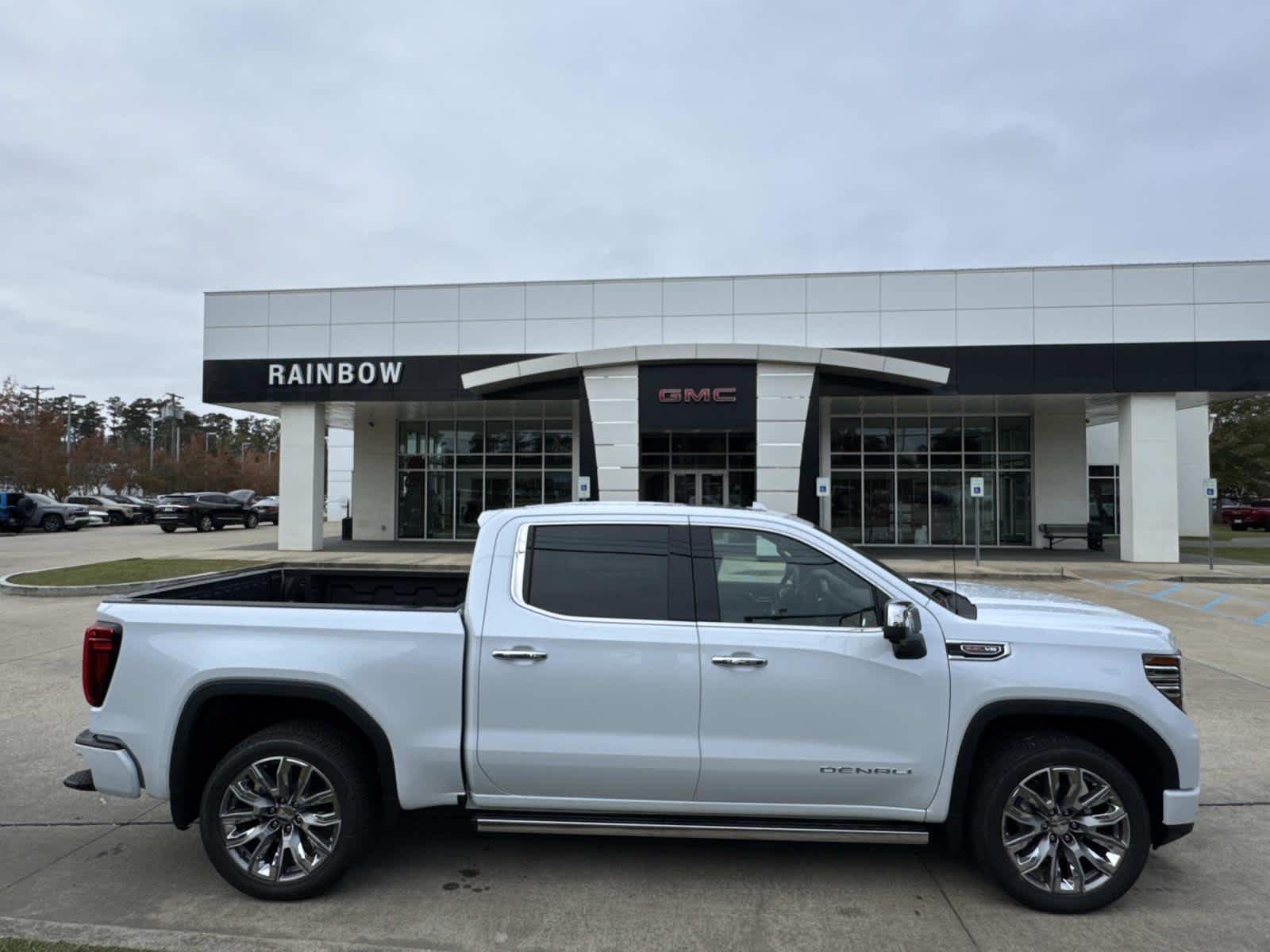 2026 GMC Sierra 4WD Crew Cab Short Box Denali's photo