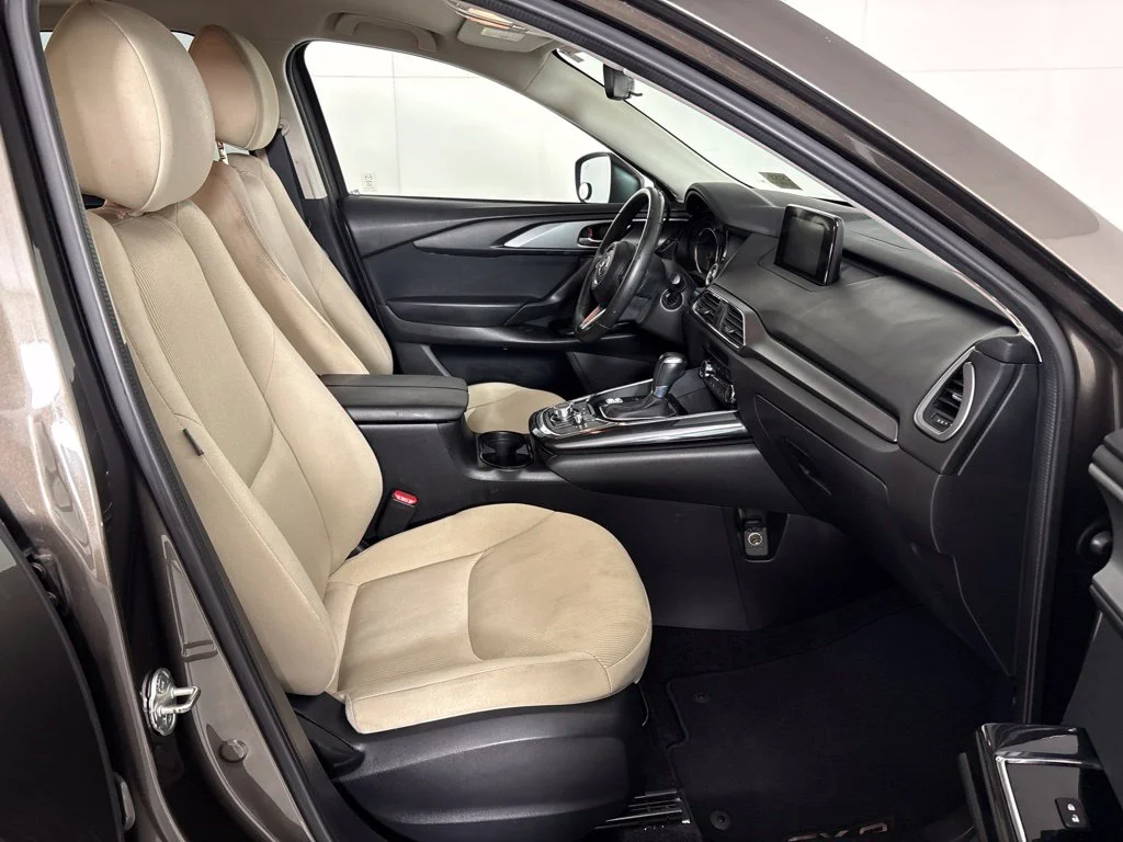 Used 2018 Silver Mazda Sport image 14
