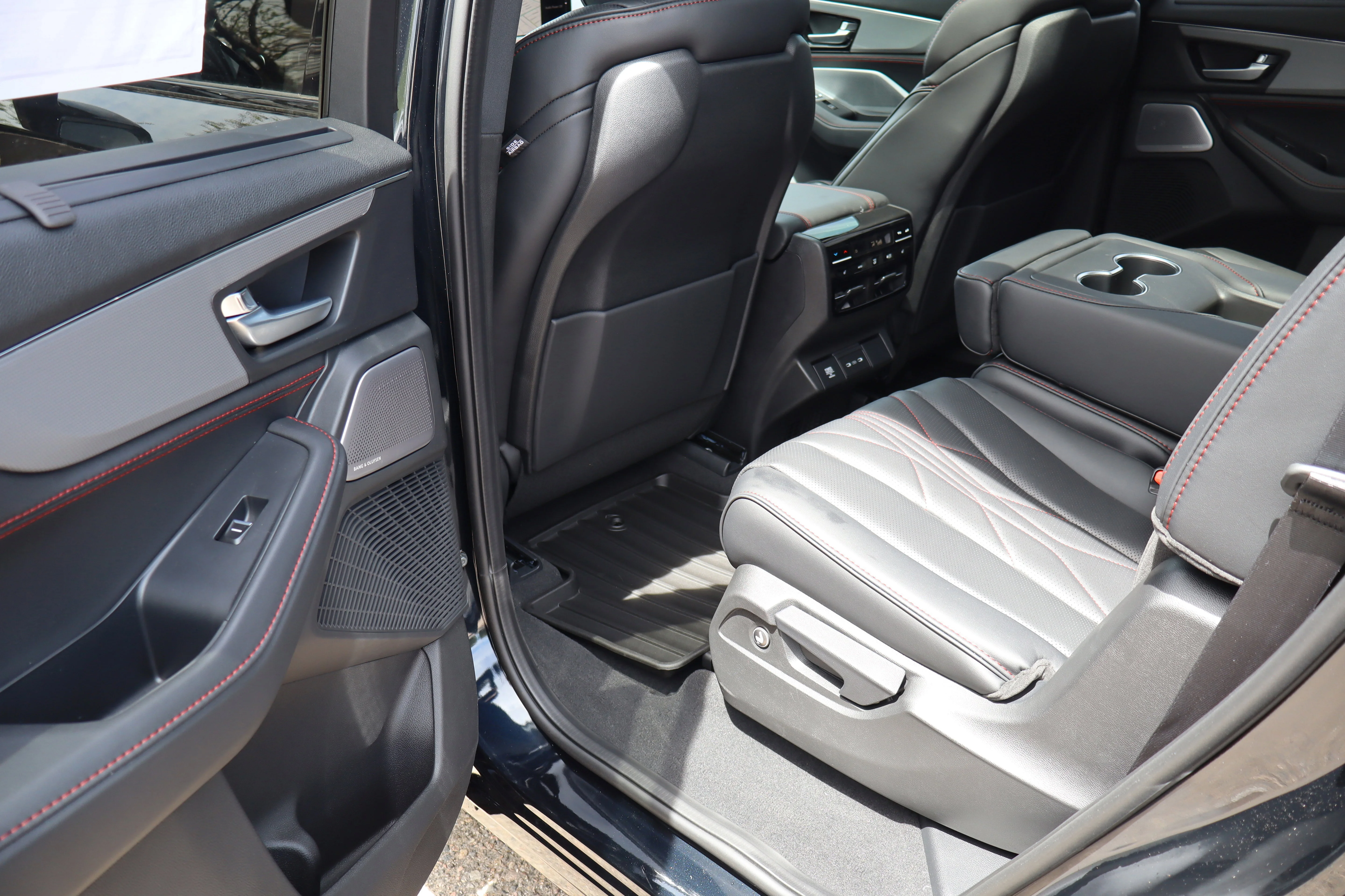 New 2026 Majestic Black Pearl Acura w/A-Spec Advance Package image 26