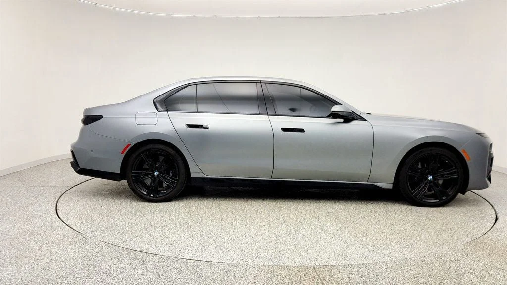 Used 2023 Frozen Pure Grey Metallic BMW 760i xDrive w/ Exec & Driving Assist. Pro & M Sport Pro Packages image 4