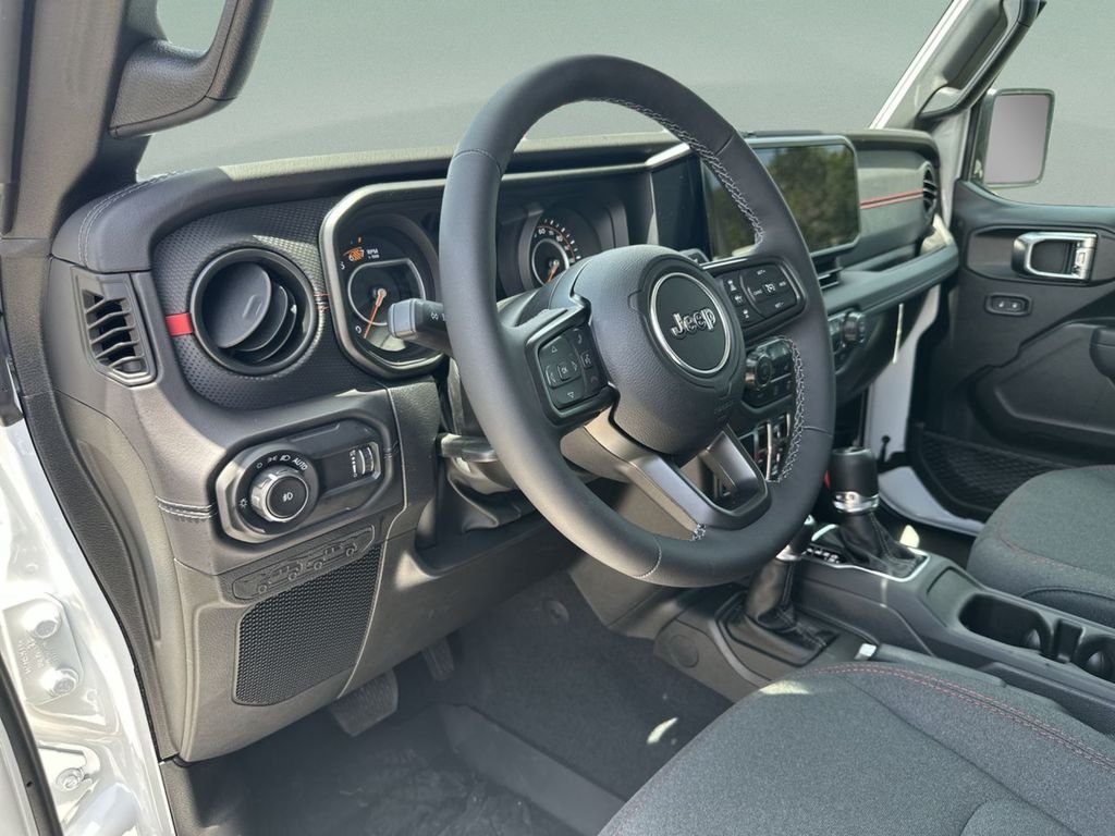 New 2026 Bright White Clearcoat Jeep Rubicon image 19