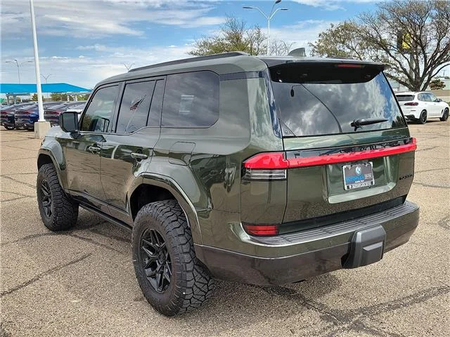 Used 2025 Nori Green Pear Lexus BASE image 3