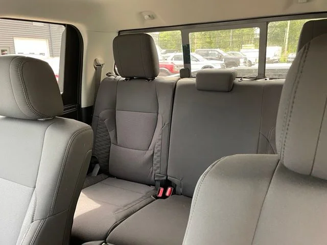 Used 2024 Green Toyota SR5 image 19