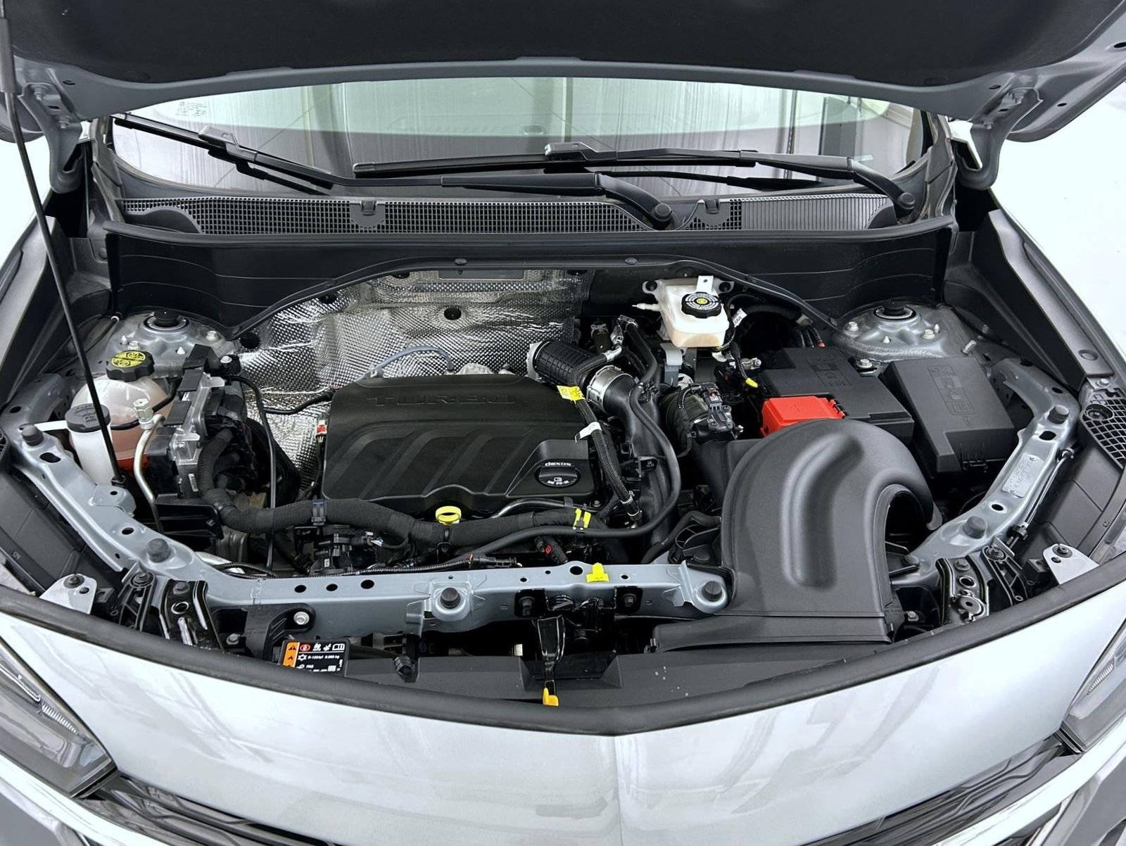 Used 2023 Gray Buick Preferred image 24