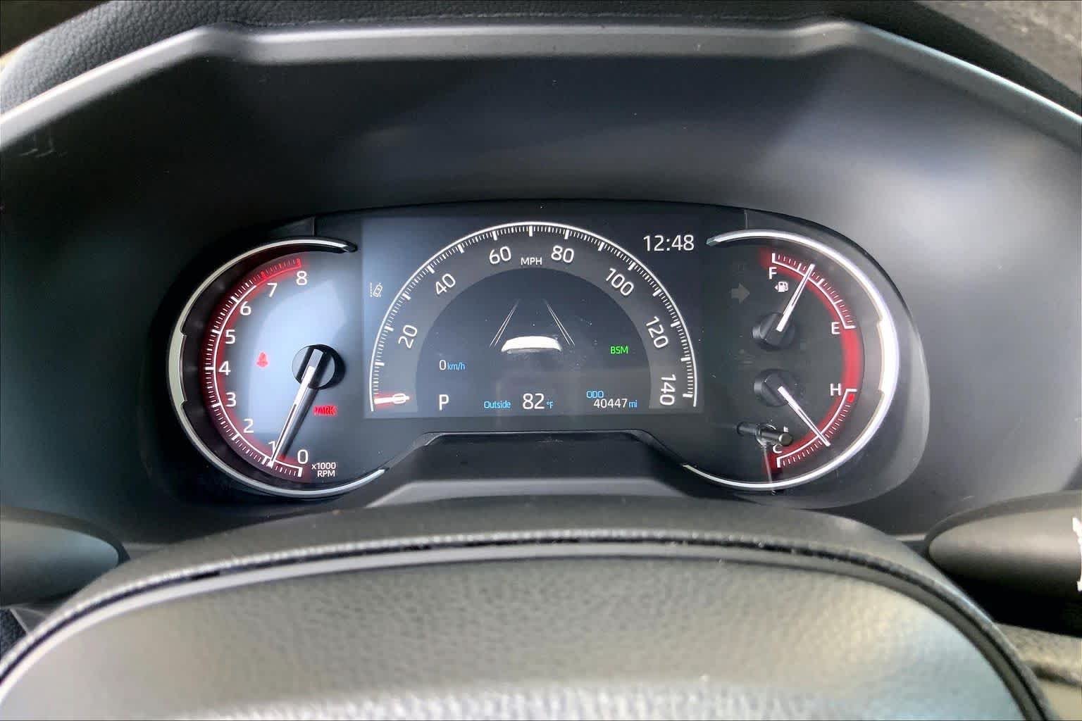 Used 2025 Ice Cap Toyota LE image 26