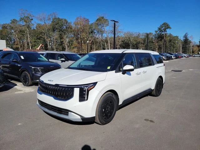 New 2026 Snow White Pearl Kia LXS image 4