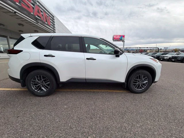 Used 2024 White Pearl Nissan S image 4