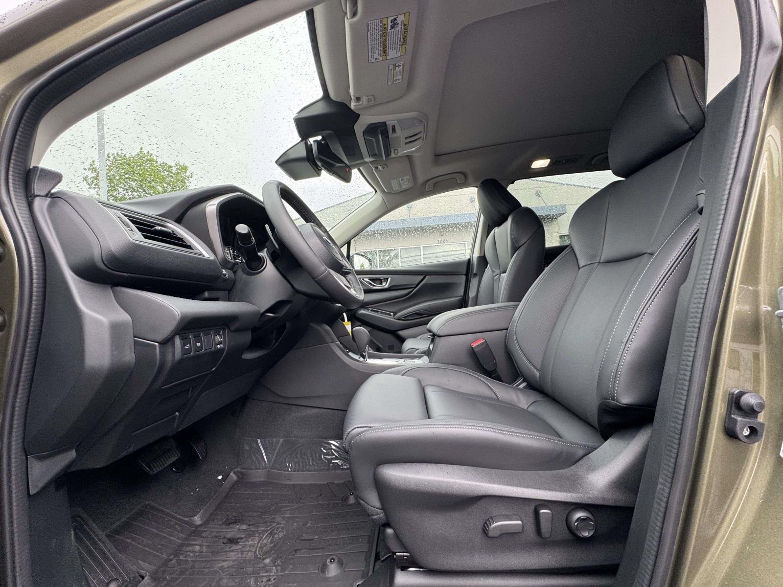 New 2026 AUTUMN GREEN METALLIC Subaru Limited 7-Passenger image 8