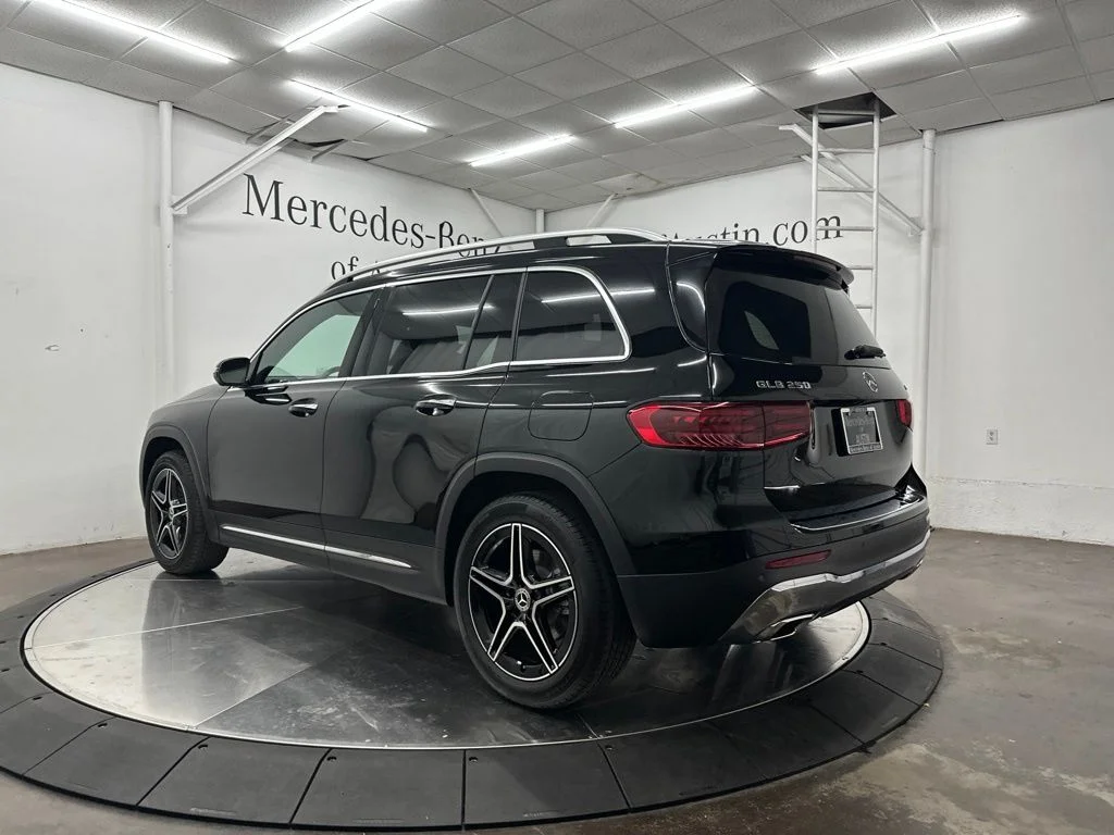 New 2026 Black Mercedes-Benz GLB 250 image 5